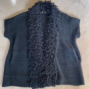 Moth Short Sleeve Shawl with Fringe Collar